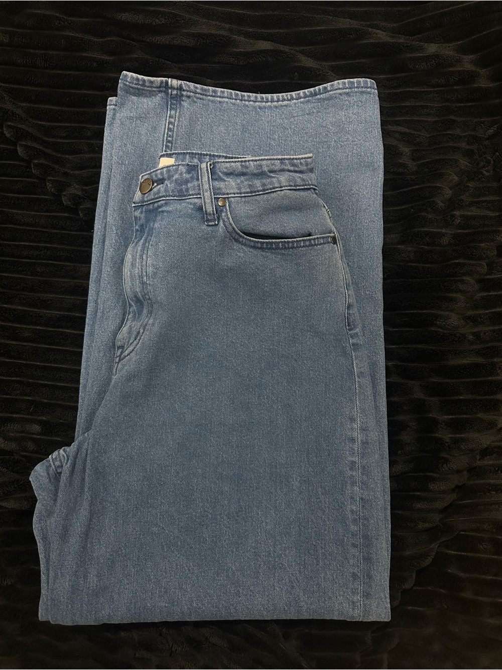 Amazon Women’s High-Rise Light Blue Jeans
